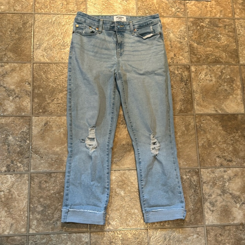 Juniors Jeans